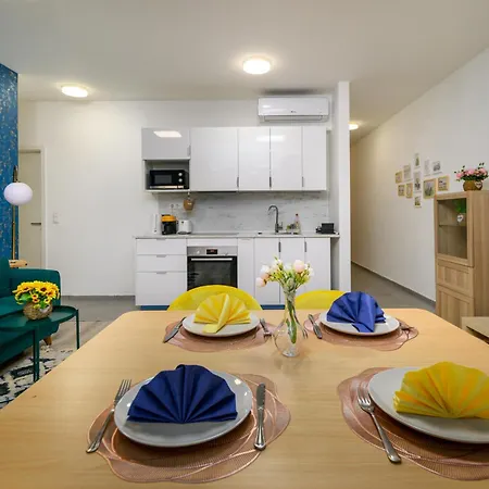 דירה Raday K203 With Private Balcony