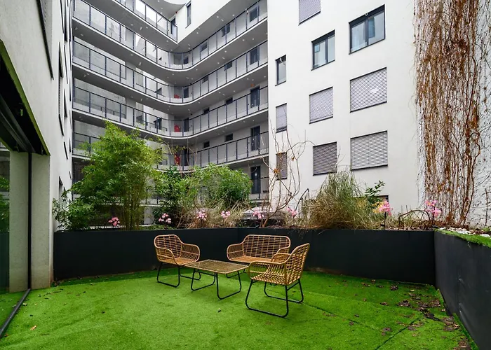 Raday K203 With Private Balcony * Будапешт