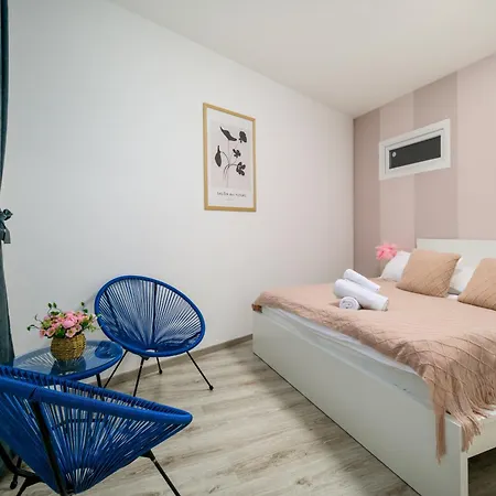 Apartamento Raday K203 With Private Balcony